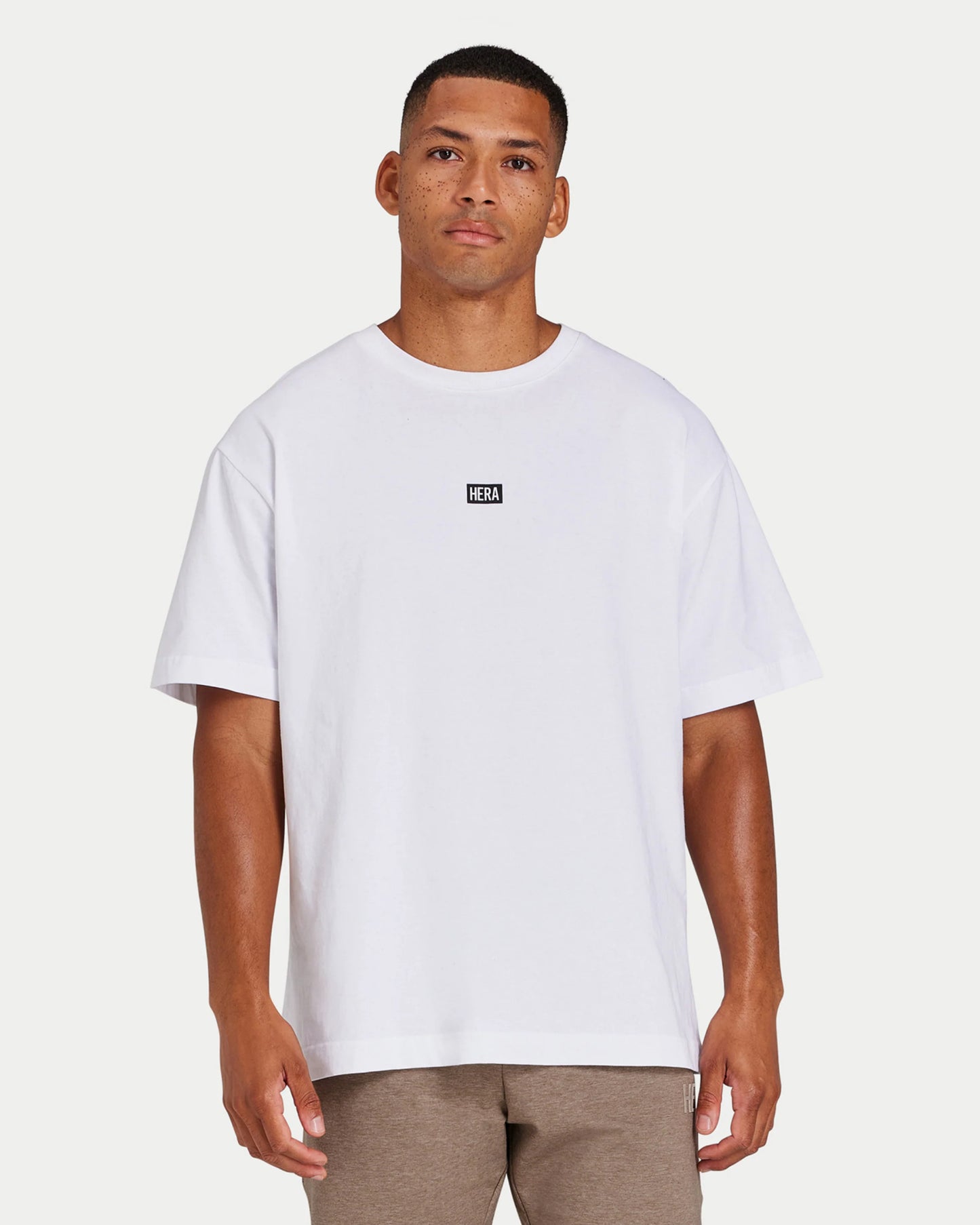 تي شيرت رجالي كبير الحجم من مجموعة كوليكتيف - أبيض