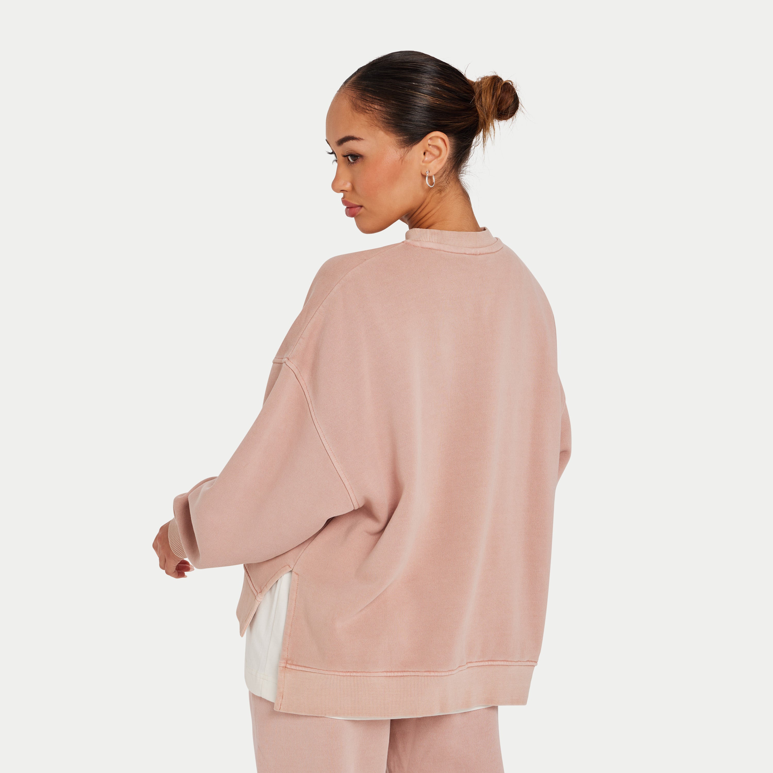 Light pink oversized outlet sweatshirt