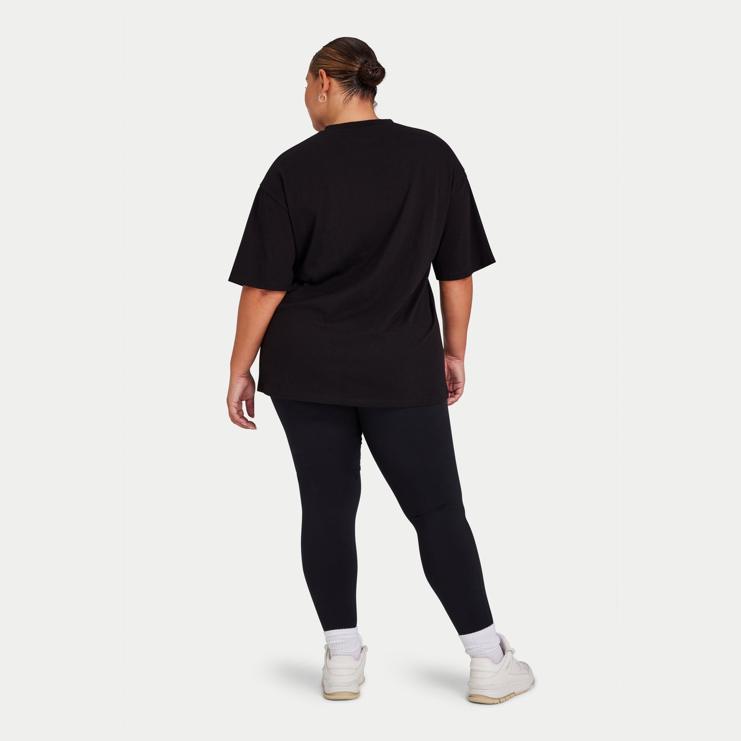 REWEAR Icon Oversized T-Shirt - Black