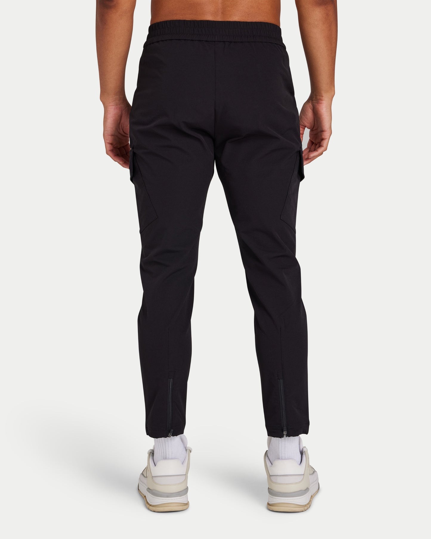 شحن رجالي Refined Tech - أسود 