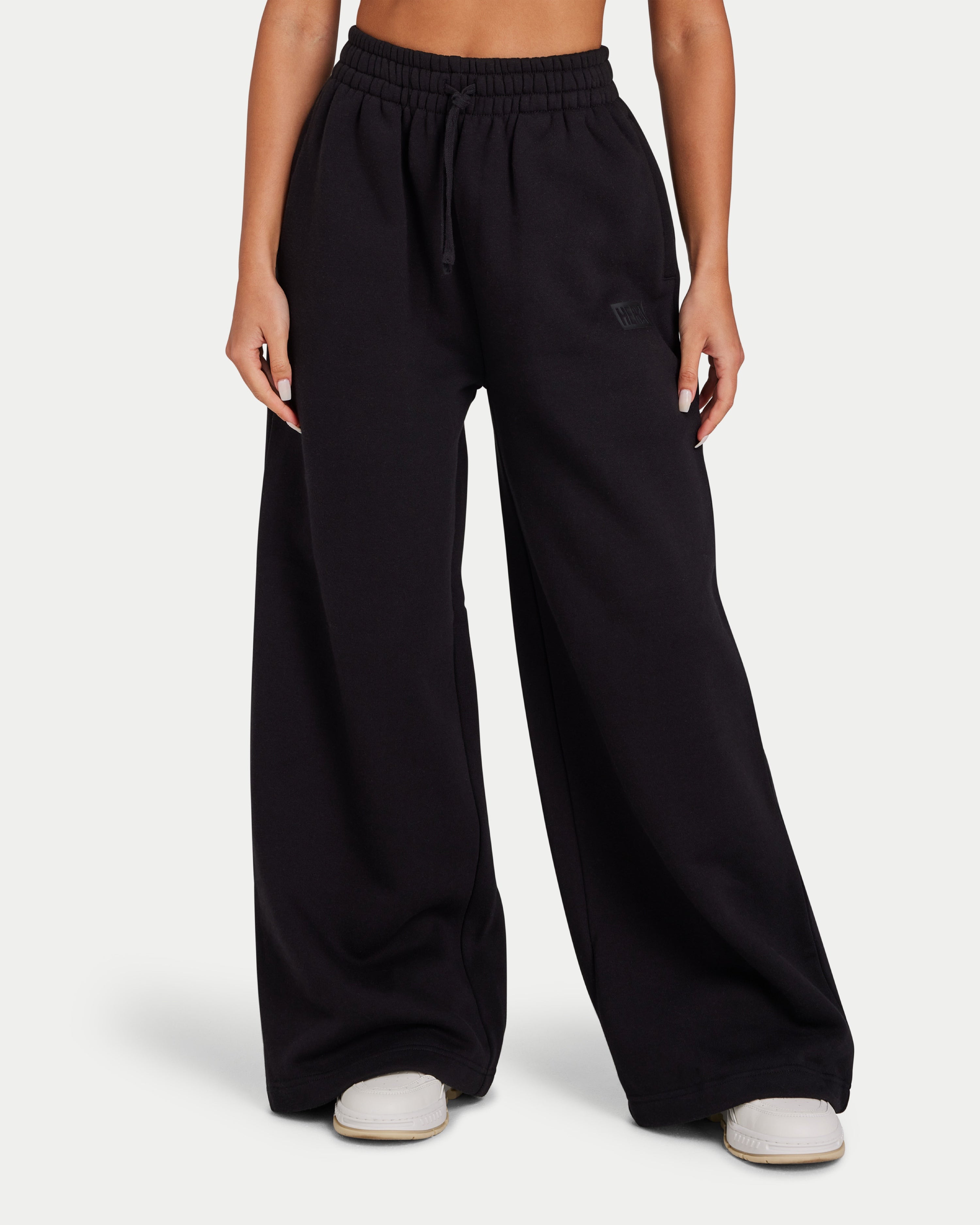 Womens Collective Wide Leg Sweatpant - Black | HERA Clothing