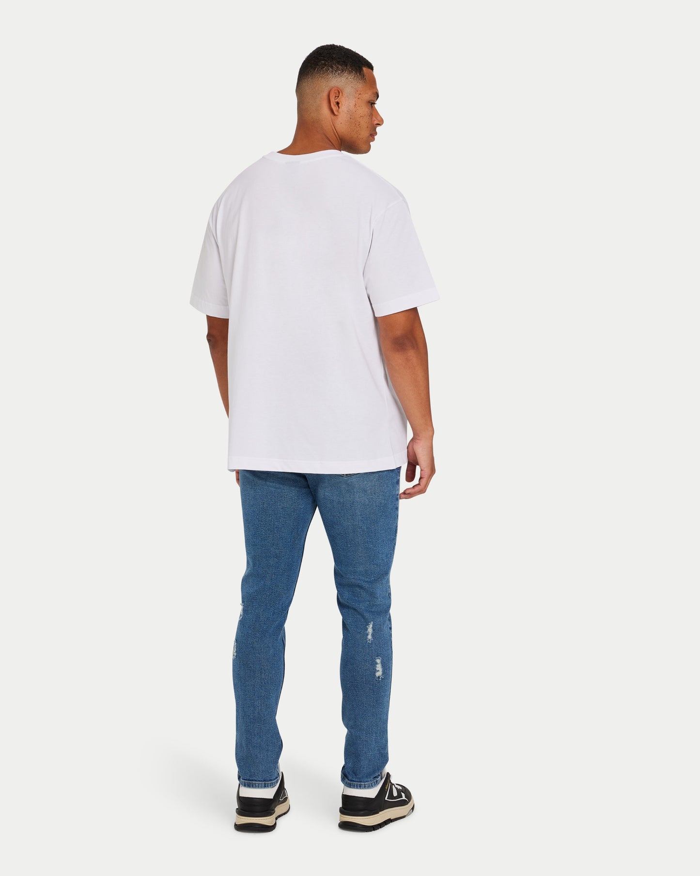 Mens Distressed Slim Fit Jean