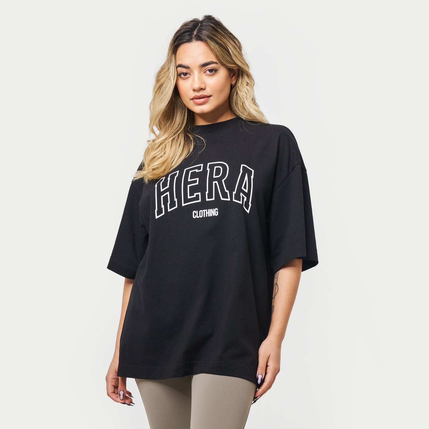 REWEAR Womens Varsity T-shirt - Black