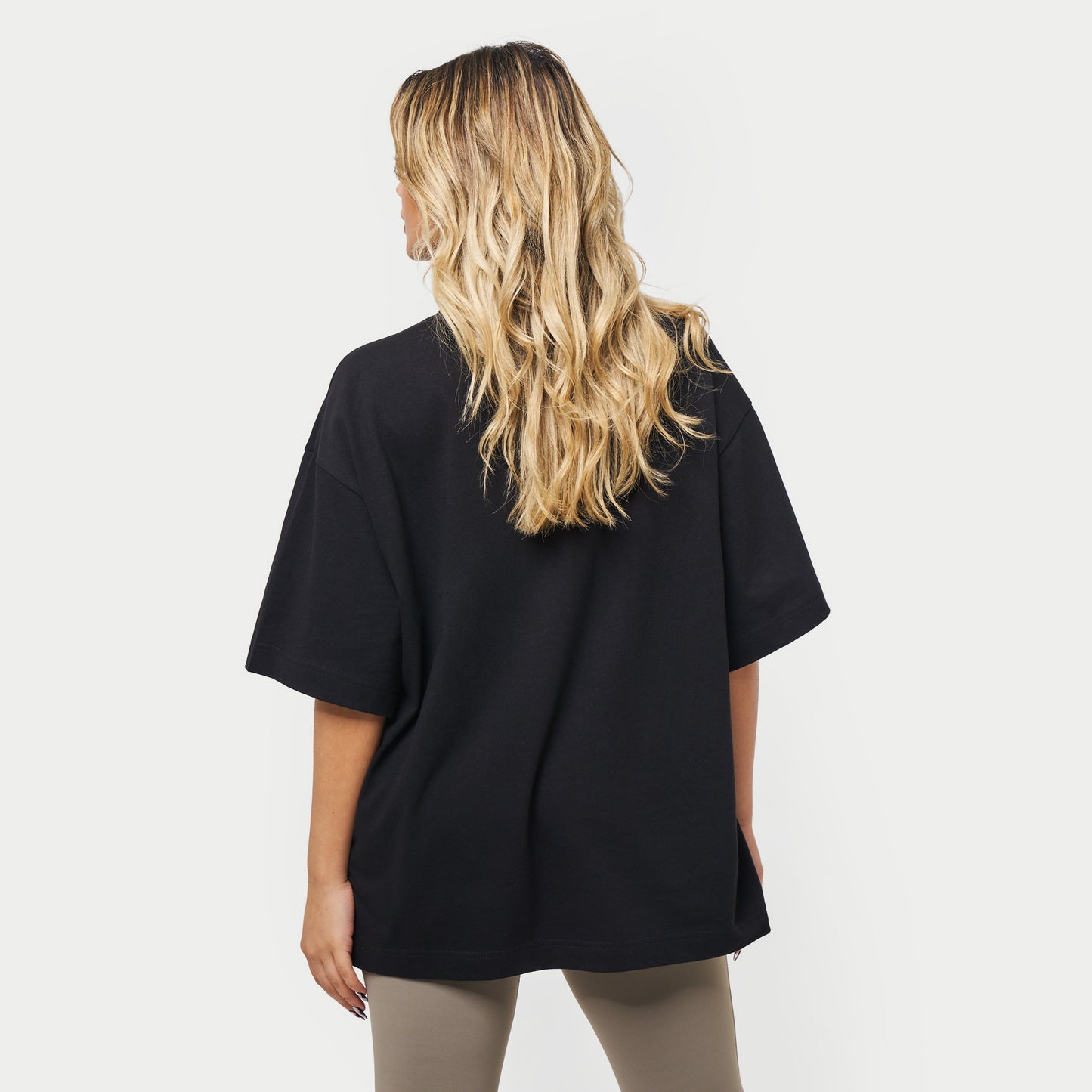 REWEAR Womens Varsity T-shirt - Black