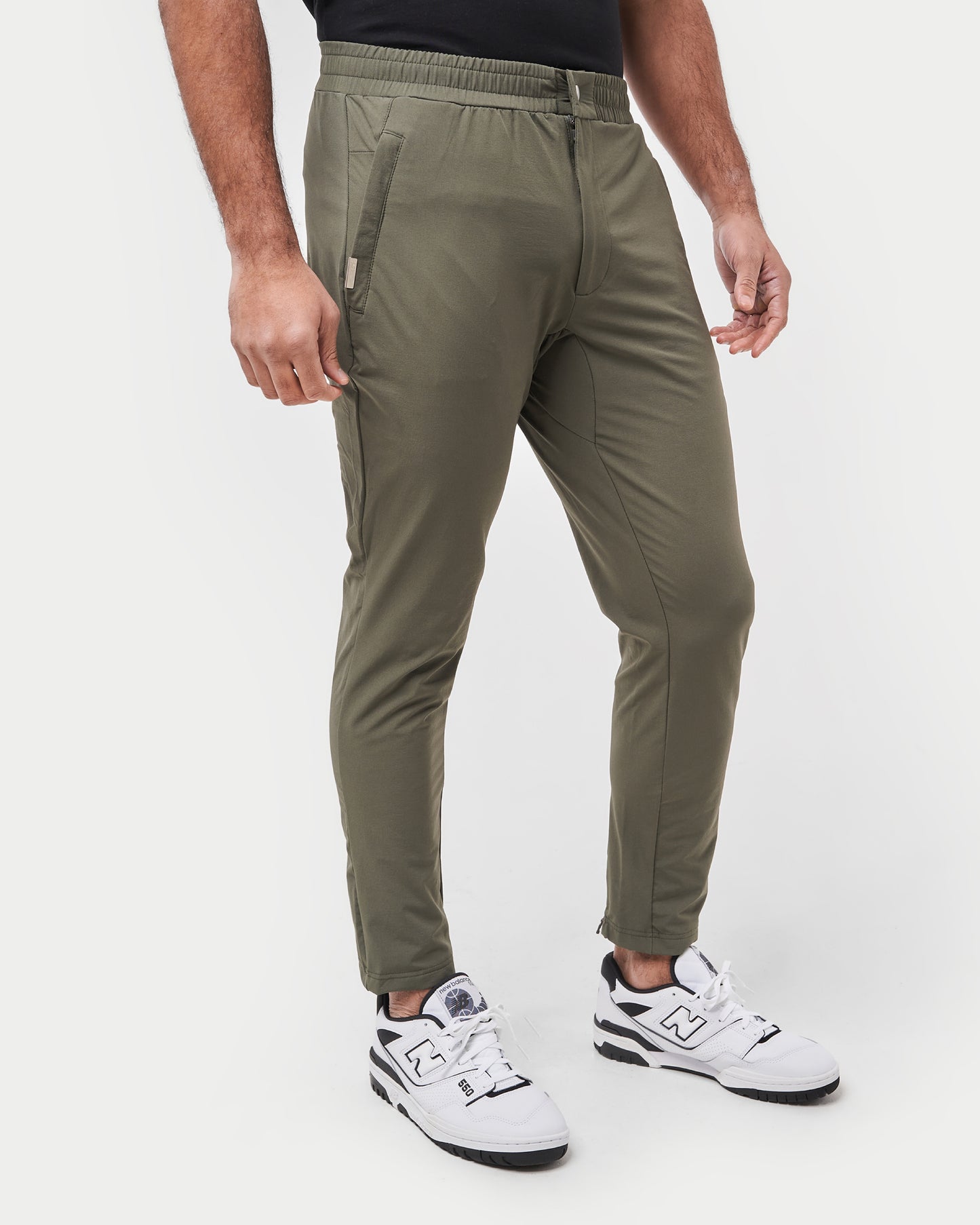 بنطلون رجالي بتقنية Refined Tech - كاكي داكن