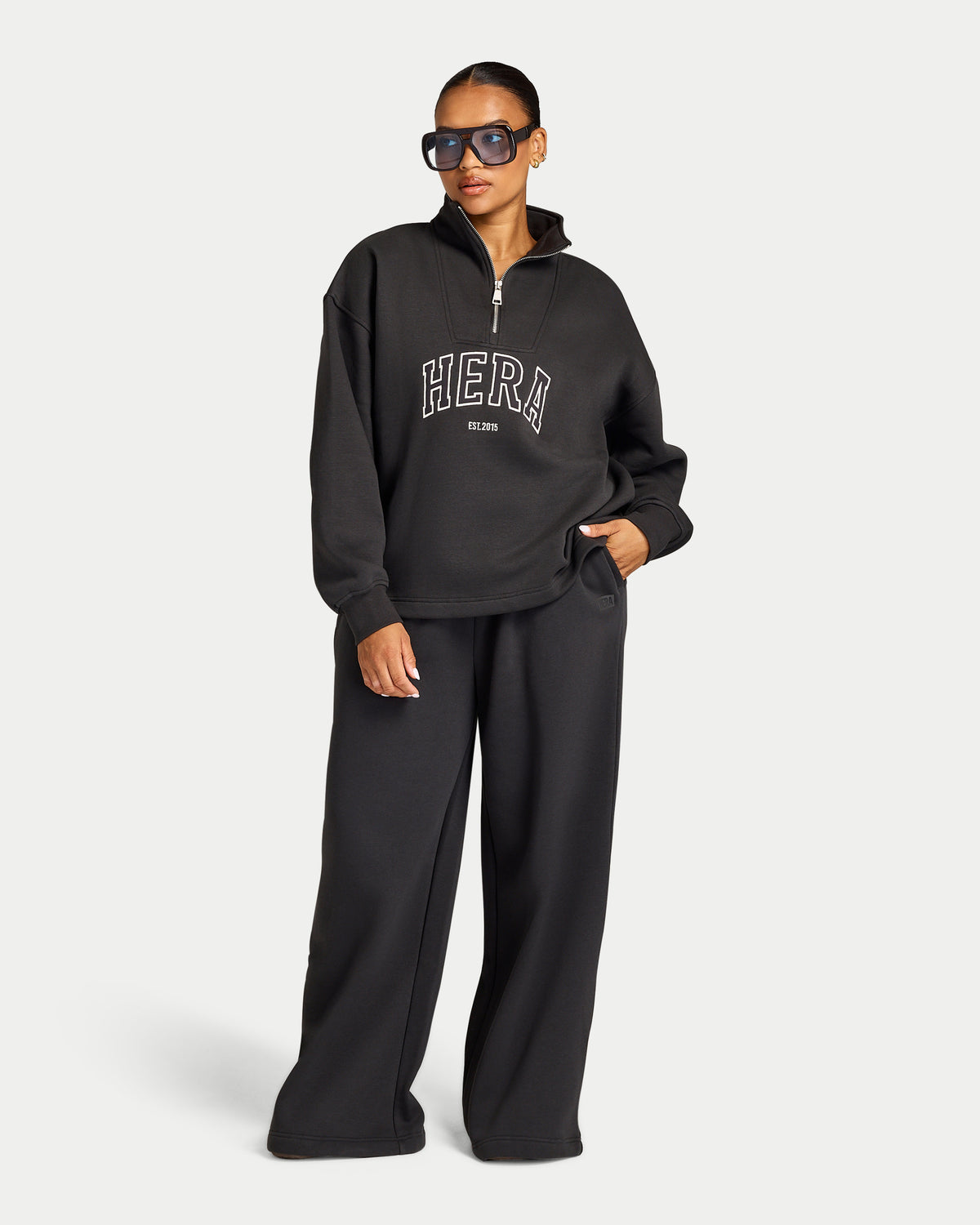 Womens 365 Applique 1/4 Zip Sweatshirt