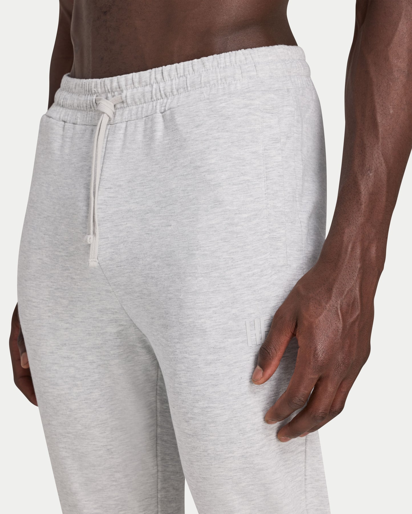 Mens Focus Tapered Sweatpant
