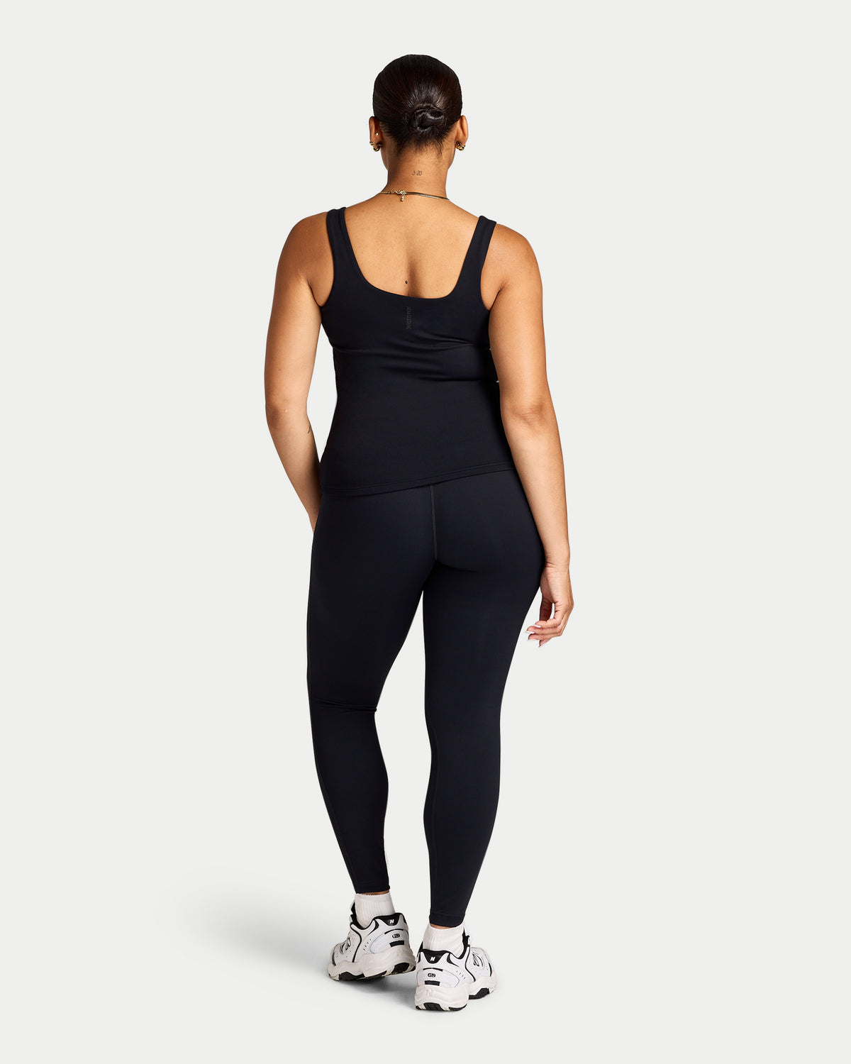 Womens Essential Legging