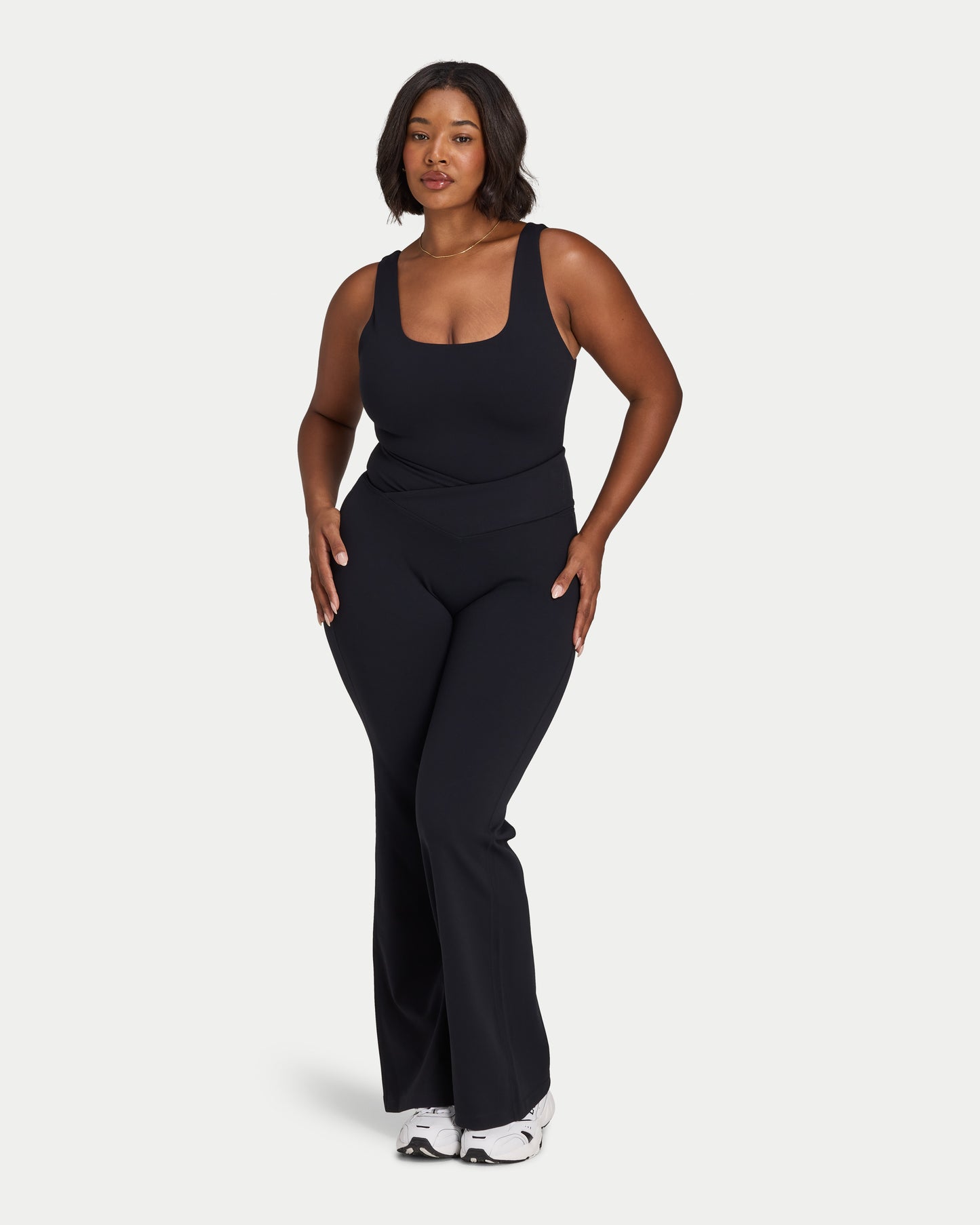 Womens Essential Flared Legging