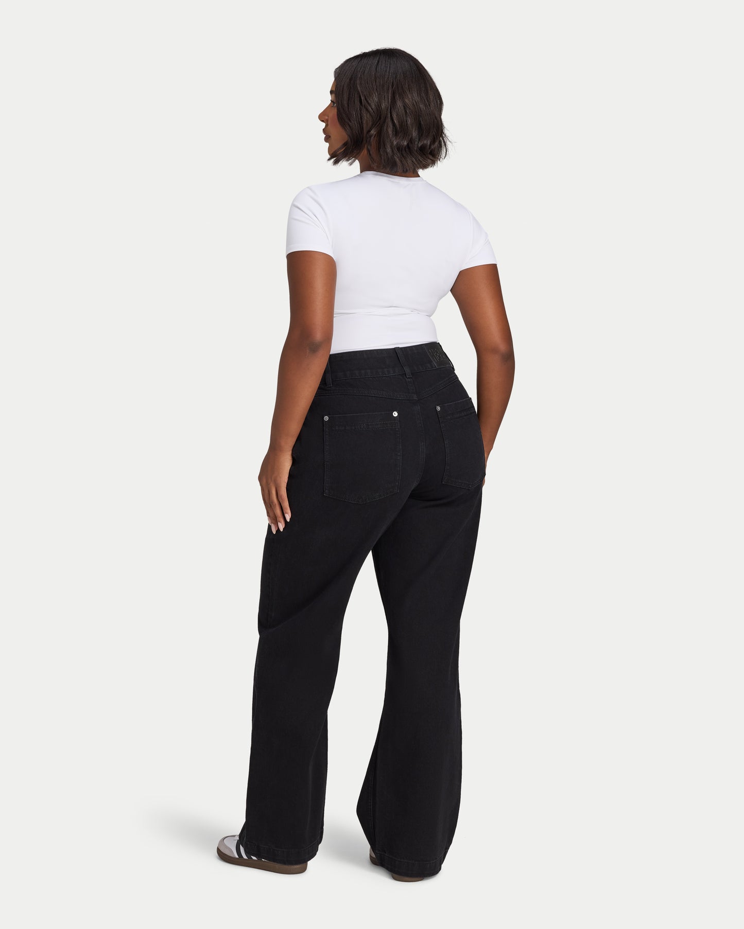 Womens Straight Leg Jean