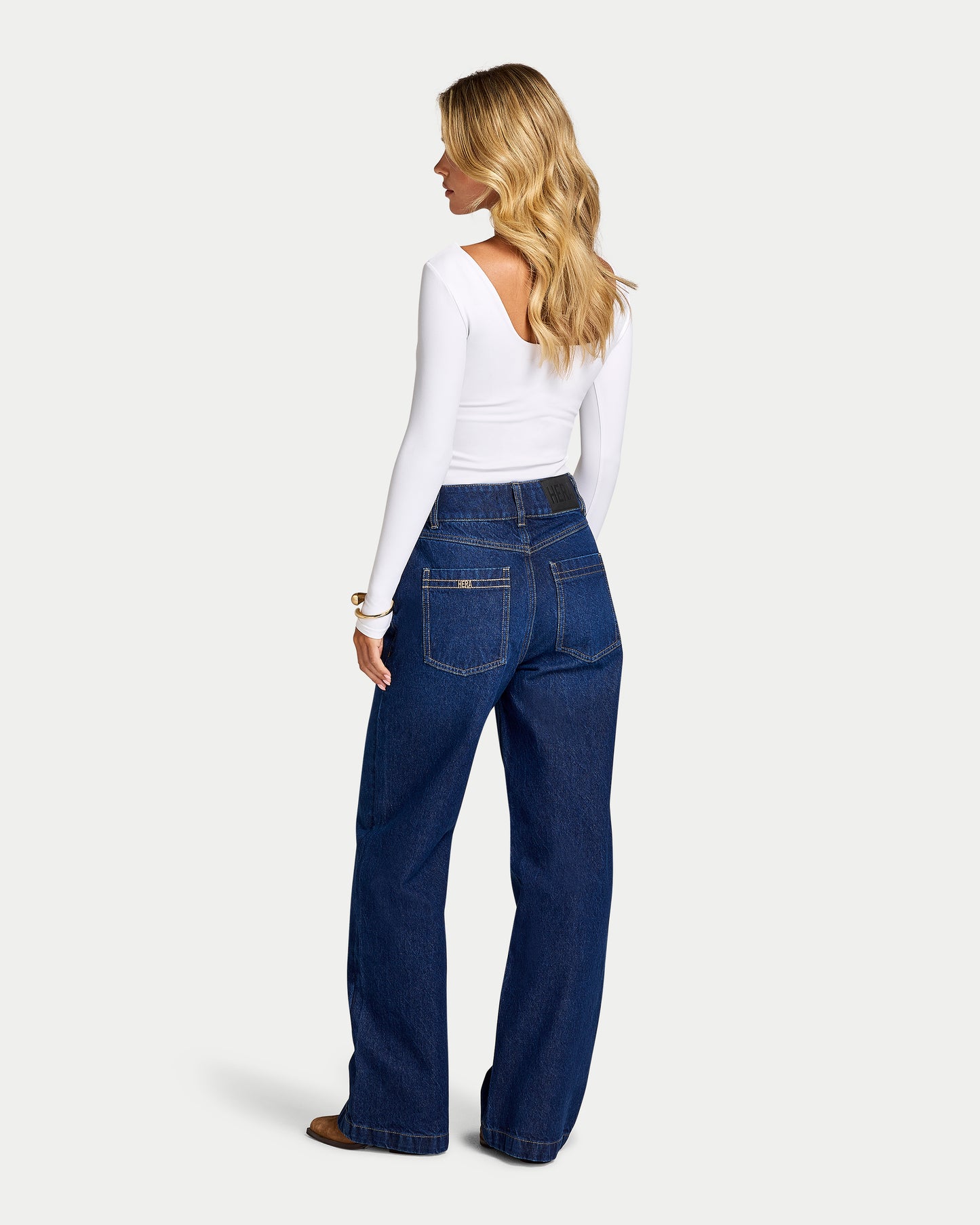 Womens Straight Leg Jean