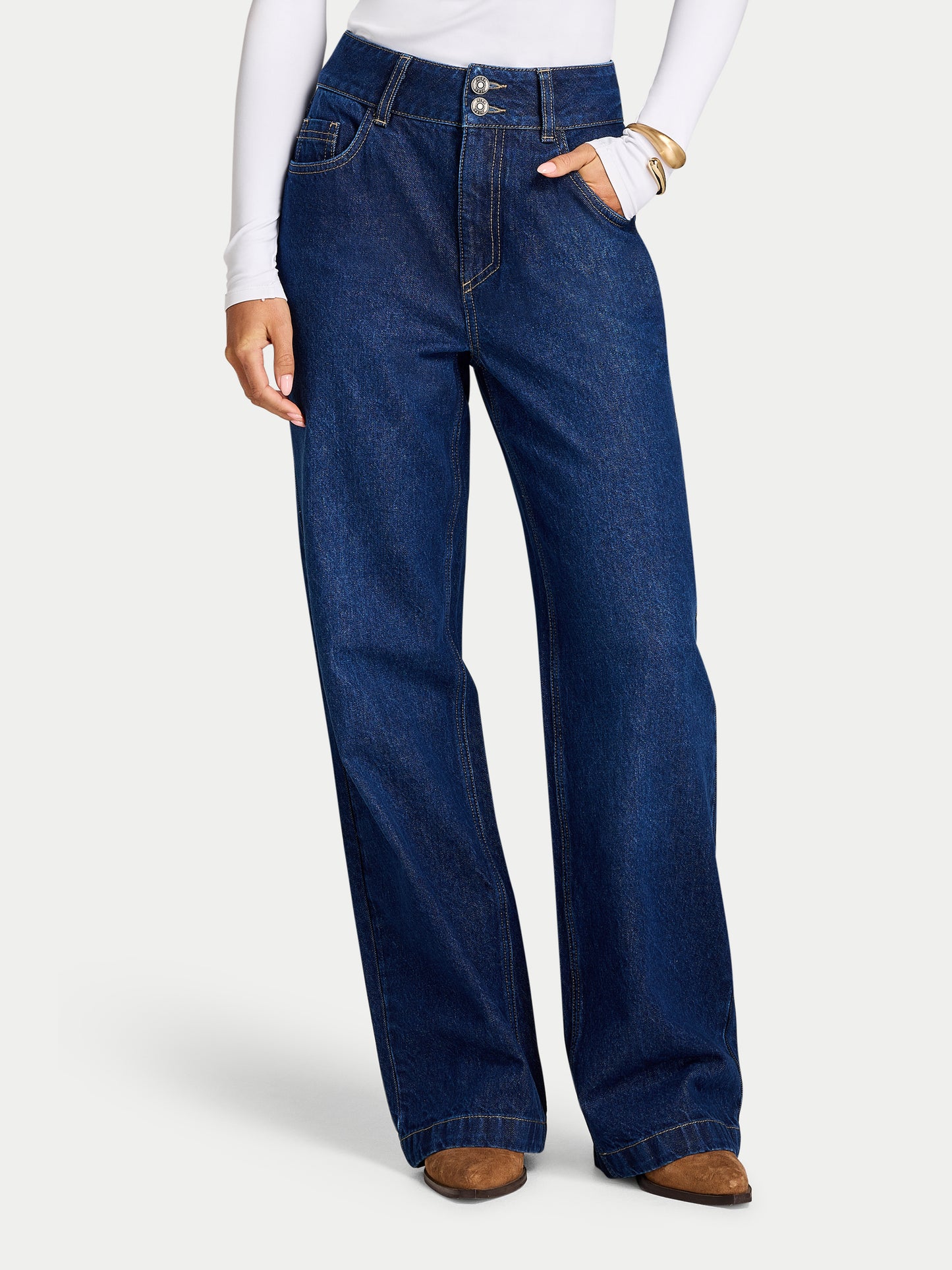 Womens Straight Leg Jean