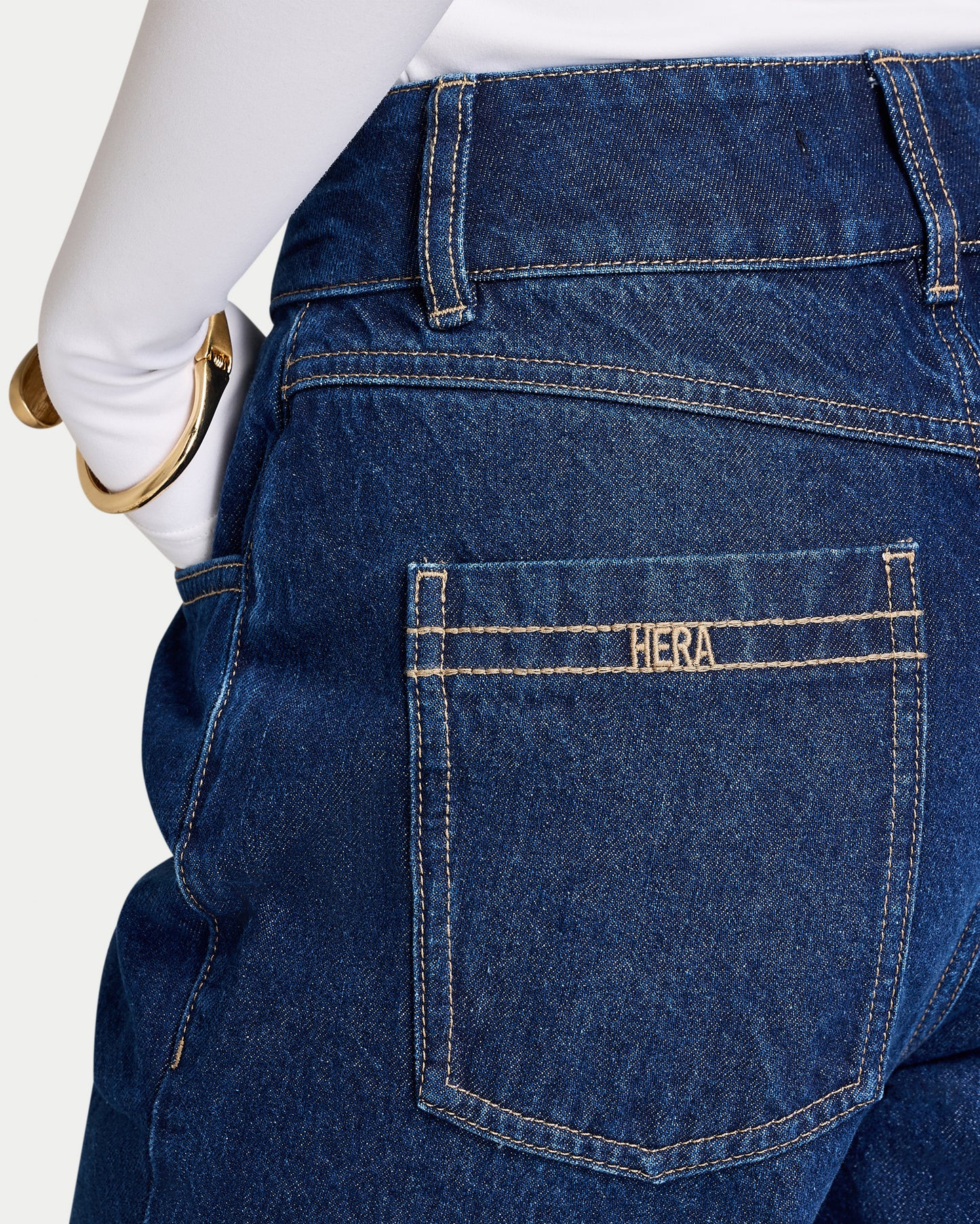 Womens Straight Leg Jean