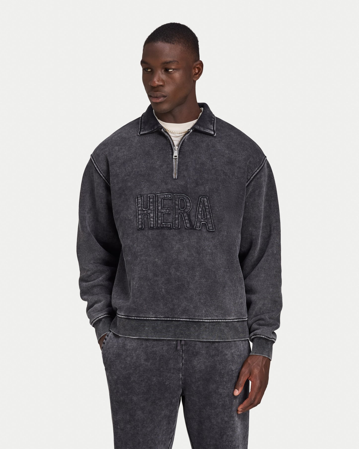 Mens Signature Washed Oversized 1/4 Zip Sweatshirt
