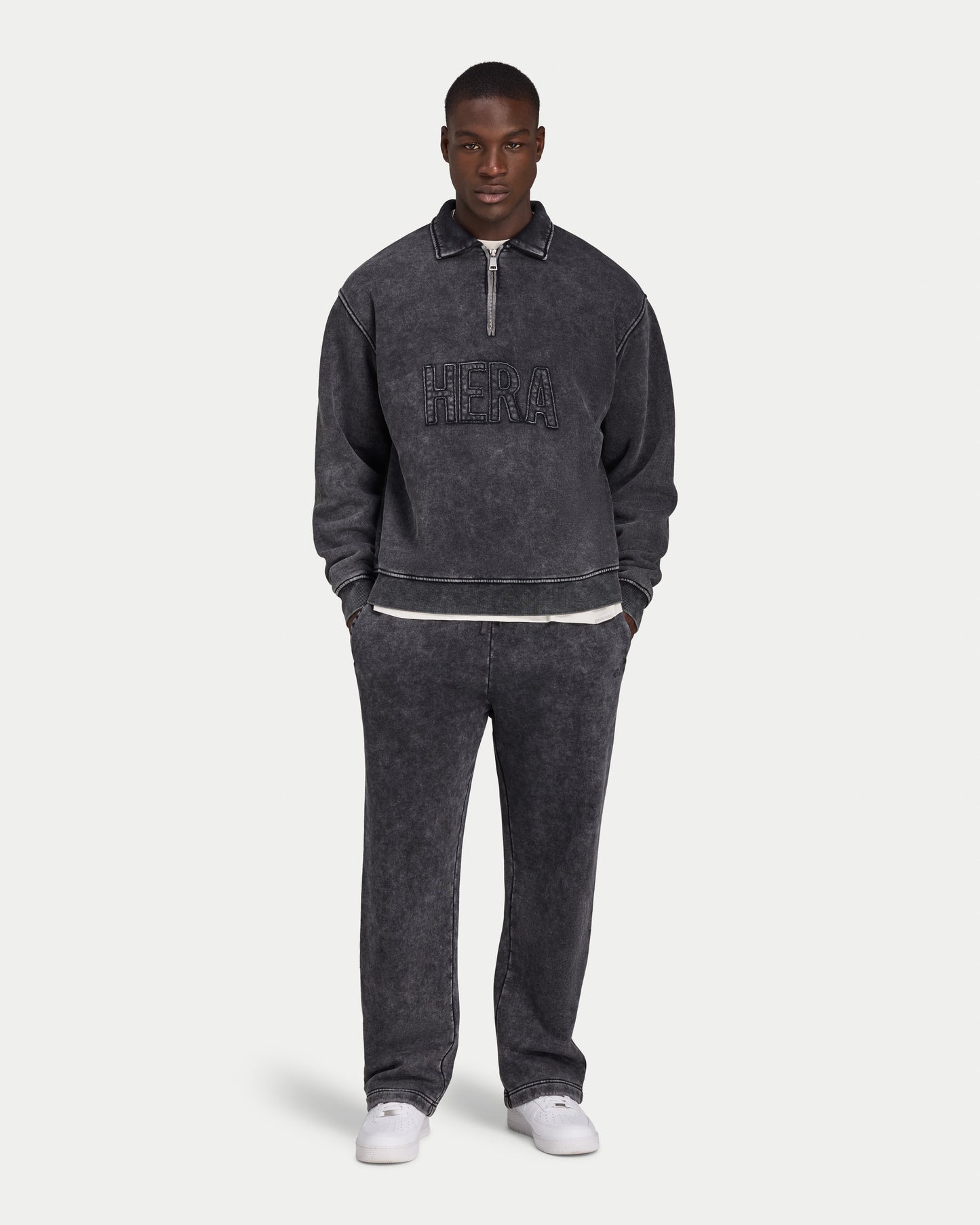 Mens Signature Washed Oversized 1/4 Zip Sweatshirt