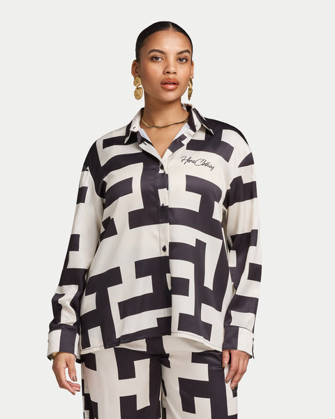 Women's Monogram Resort Shirt in Off White Black – HERA Clothing