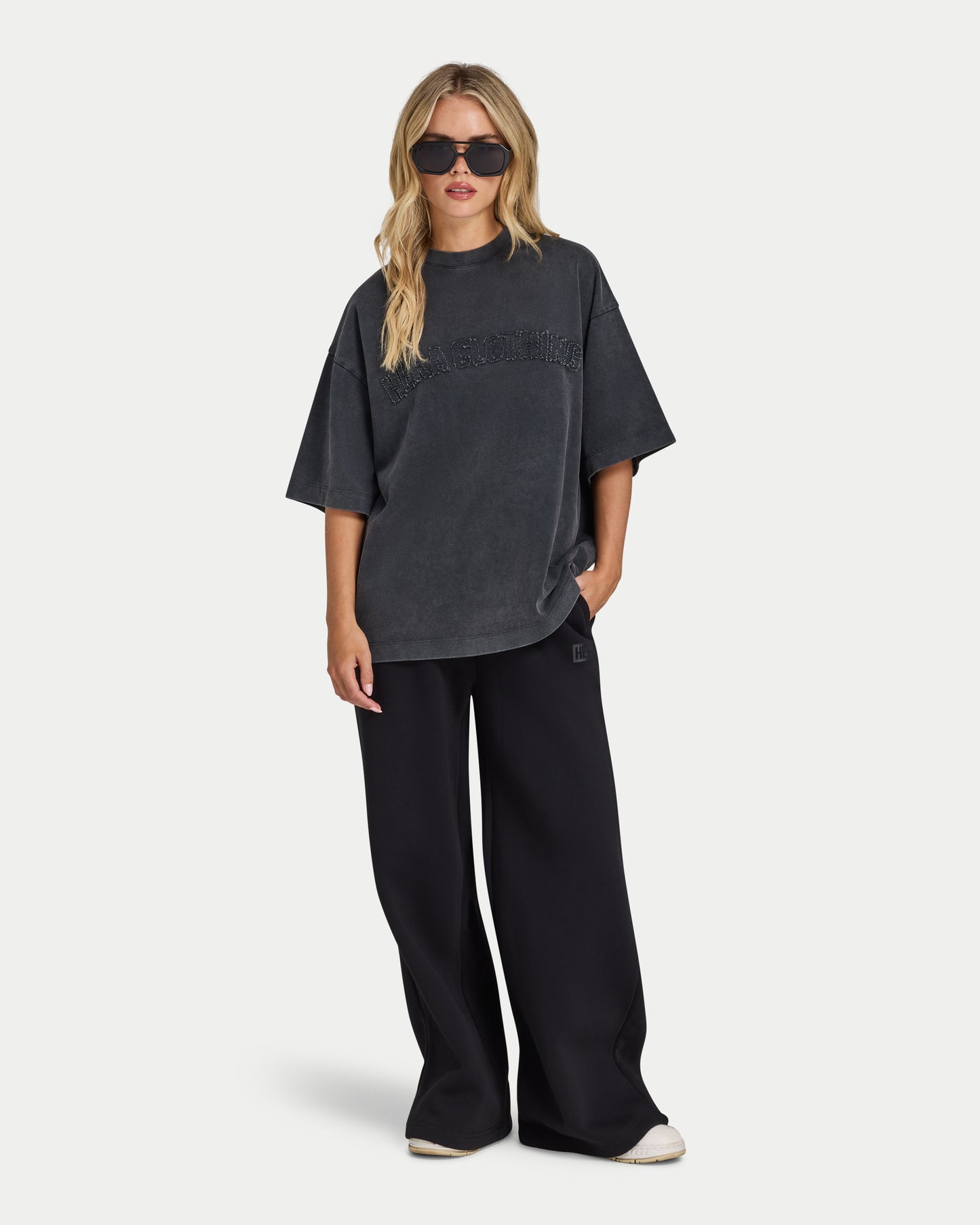 Womens Signature Washed Oversized T-shirt